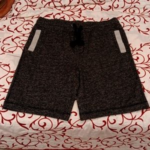 2(X)IST Dark Grey Speckled Mens Drawstring Shorts w/ pockets.  Worn Twice. Sz L